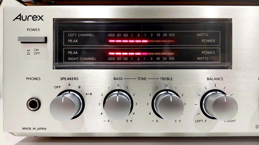 Amplificador e Sintonizador " vintage" TOSHIBA Aurex (imaculados) + OFERTA Bluetooth*
