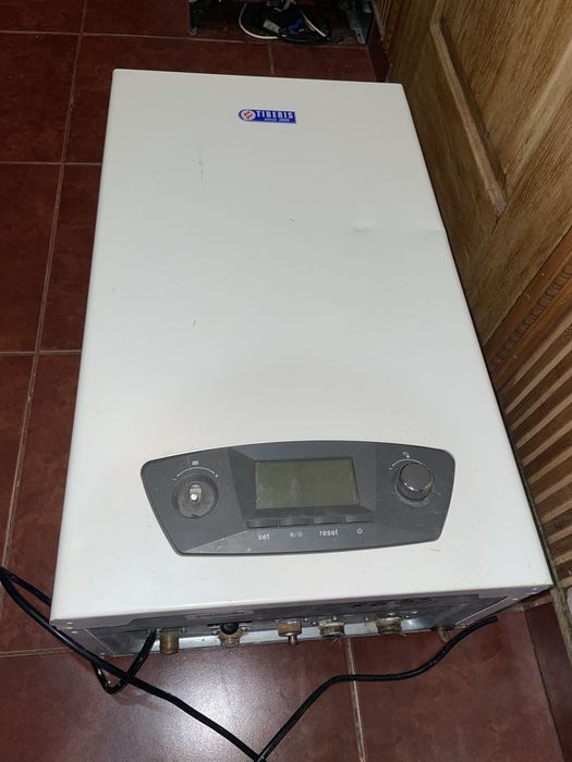 Газовый котел Tiberis Mini 18F на разбор