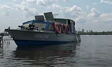 Круизный каютный катер 10м