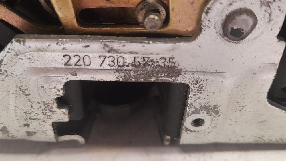 FECHO FECHADURA PORTA TRASEIRO TRÁS ESQUERDA 2207305735 MERCEDES BENZ