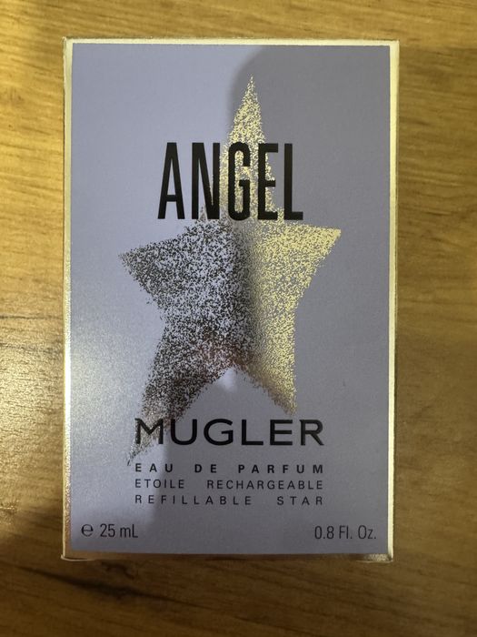 Продам парфуми абсолютно нові