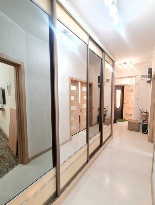 Продам 2-кімнатну квартиру на Маршала Говорова біля Парку Перемоги