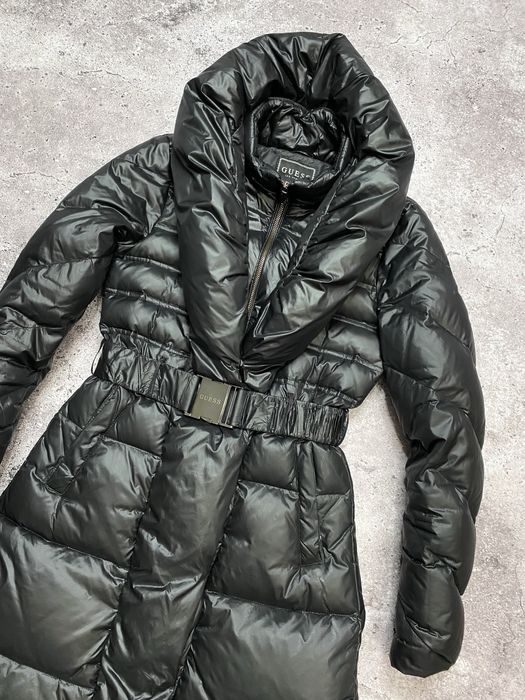 Женский черный зимний пуховик Guess Xs пуховое пальто