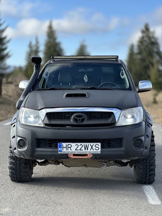 Toyota Hilux 2009 год 3.0 дизель механика для зсу