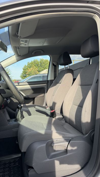 Volkswagen Touran Фольксваген Тоуран FL 2008р 1.6 MPІ бенз 5 МКПП 7 місць