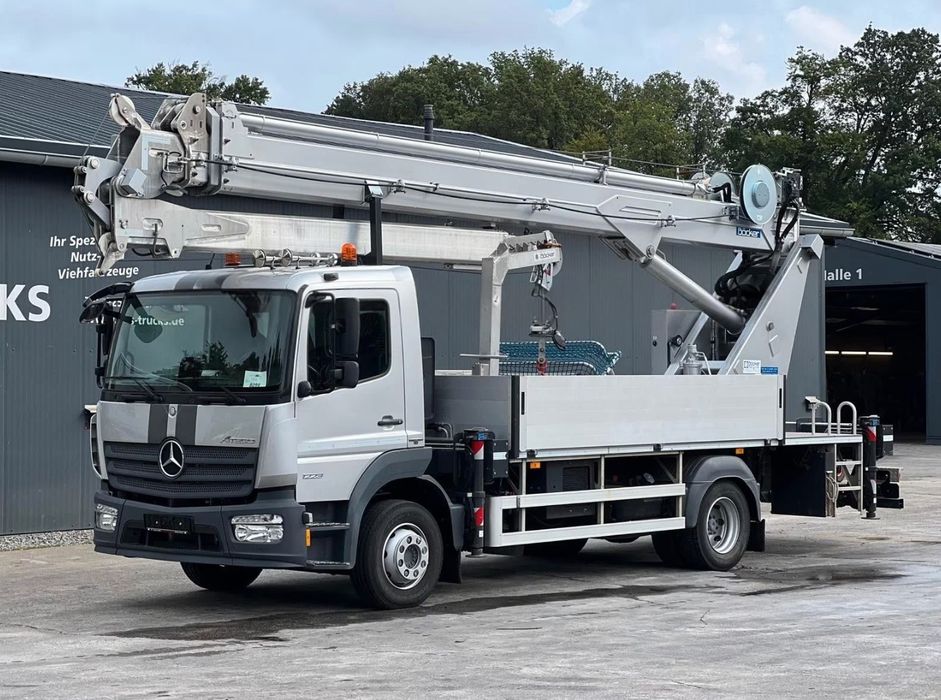 Żuraw MOBLINY samojezdny dekarski DŹWIG budowlany | BÖCKER AK 36/4000 | 2017 | 23 800 KM | 4 000 KG | Mercedes-Benz Atego 1223 | Raty/Finansowanie