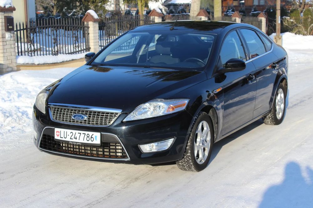 Ford Mondeo 2,0 GHIA Navi Tempomat Climatronik Convers+Grzane Fotele