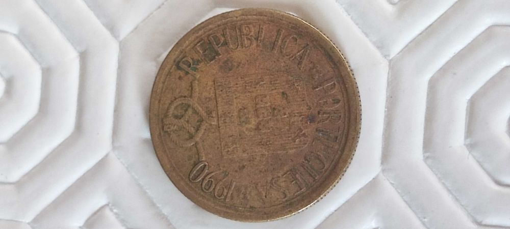 Moedas de 5$00 escudos Latão-Níquel