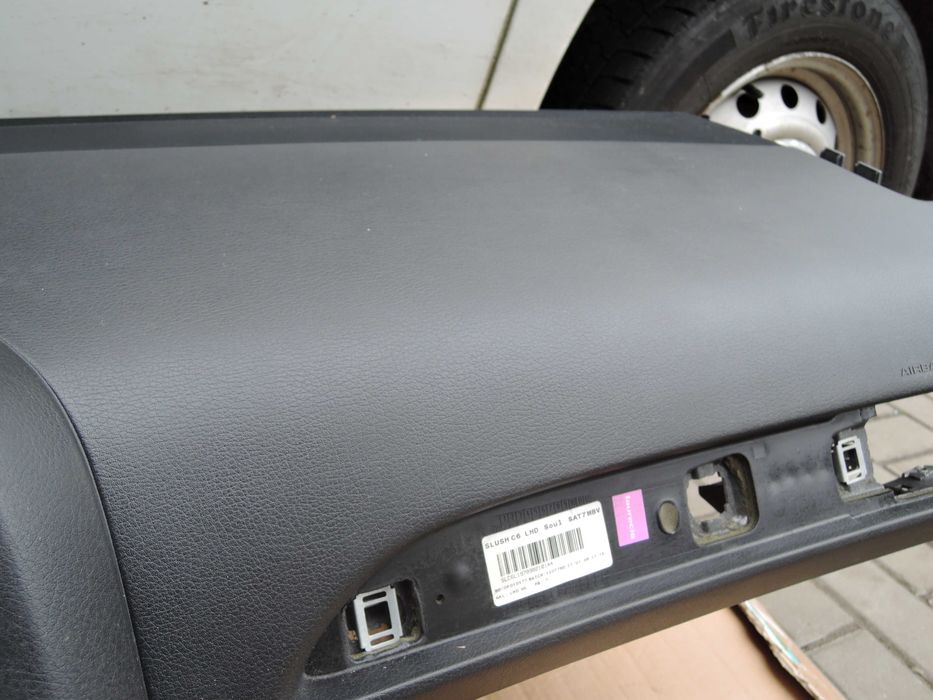 AUDI A6 C6 LIFT 08-11 Deska  Konsola AIRBAG PASY soul czarna  orginał