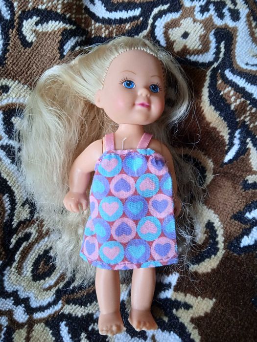 Кукла Simba Evi  Эви  в летней одежде 12 см