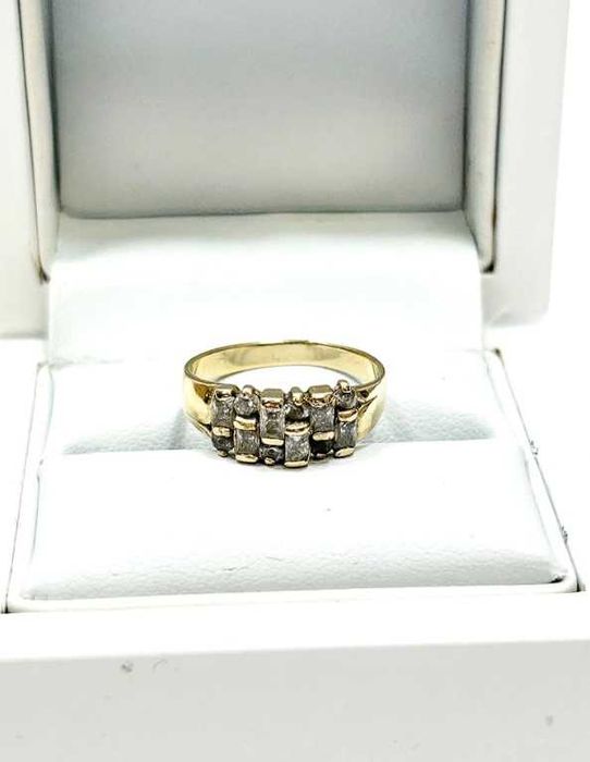 Złoty pierścionek 585 - 2,87g - R.12