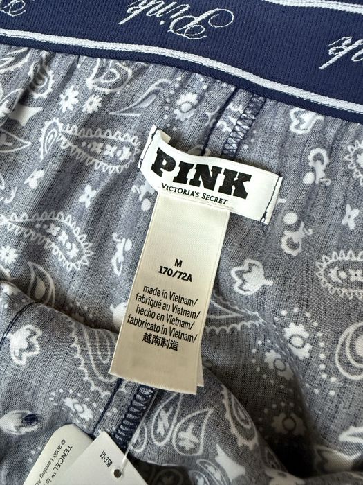 Сатинова піжама пижама Pink Viktoria ’ s Secret оригінал рубашка шорти