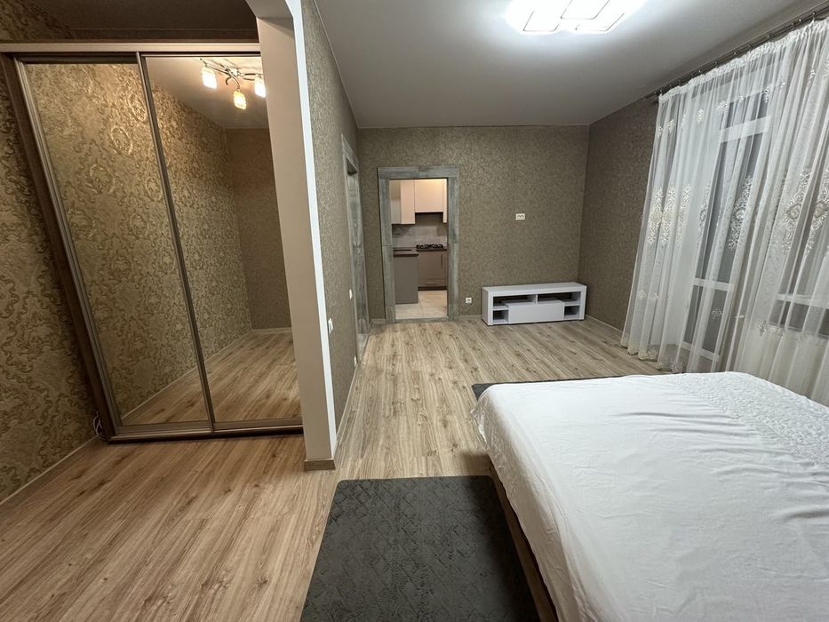 Здам 1 кімнату кв. в районі пр. Івана Мазепи.