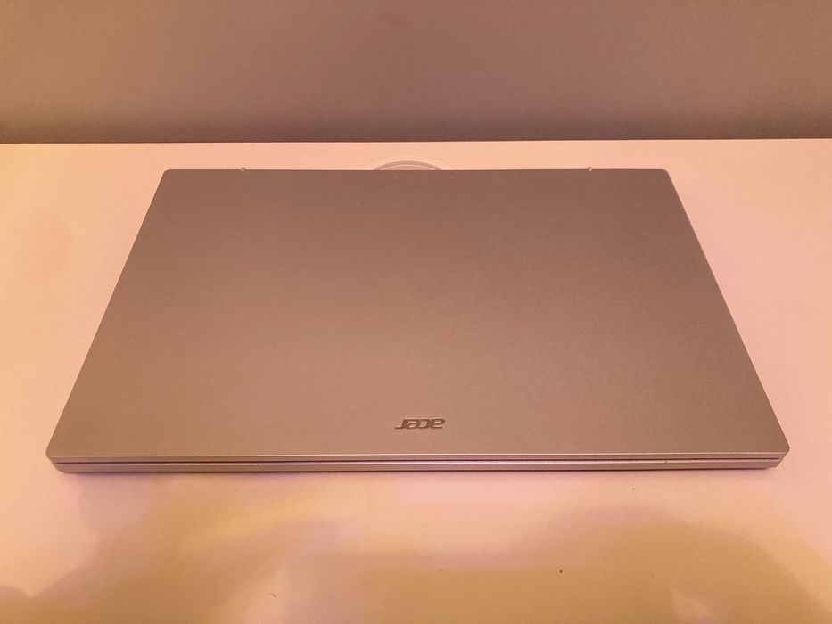 Acer Aspire 3 1TB 16Gb Ram AMD Ryzen 5 7520U Bateria 93,7% Windows 12