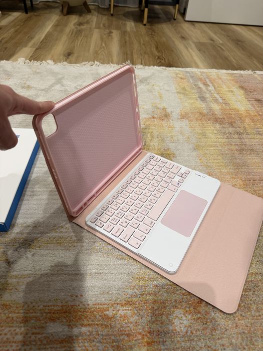 Smart Keyboard Case для iPad 11" з тачпадом, чохол, лавіатура, рожевий