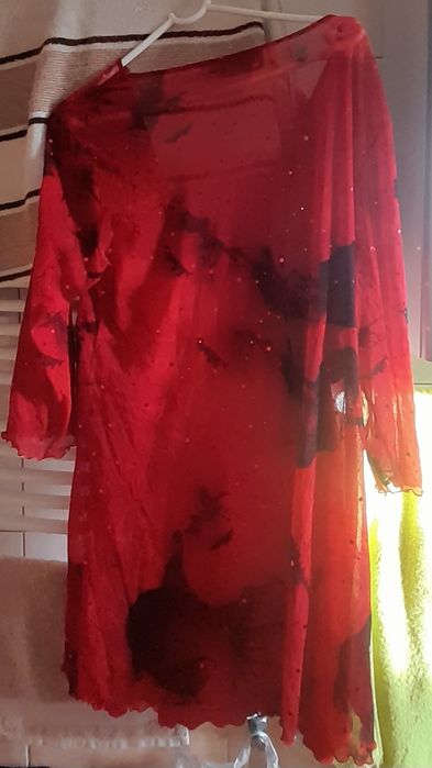 Elegancka bluzeczka z cekinami 48/50