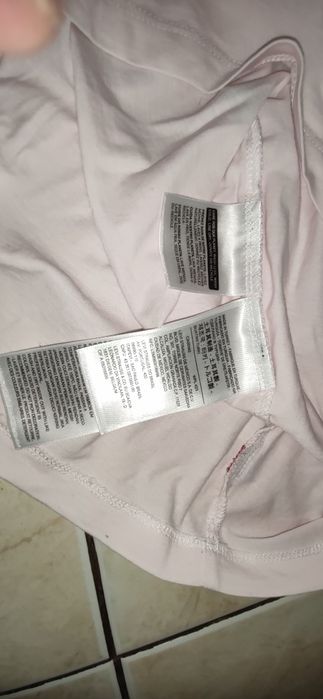 Koszulka męska  lekki róż firmy Levi's
