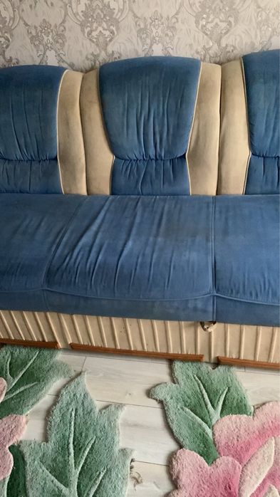 Продам розкладний диван