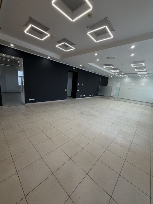 Аренда помещения. Центр. ул Короленко.