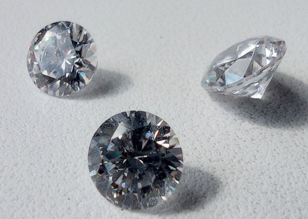 Діаманти, бриллианты. Выгодное вложение капитала, муассаниты