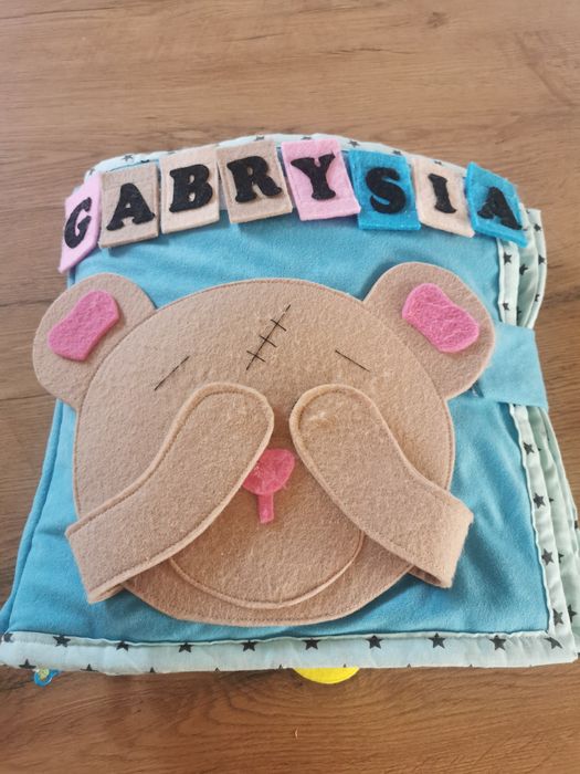Książka sensoryczna materiałowa dla malucha HandMade 8 stron