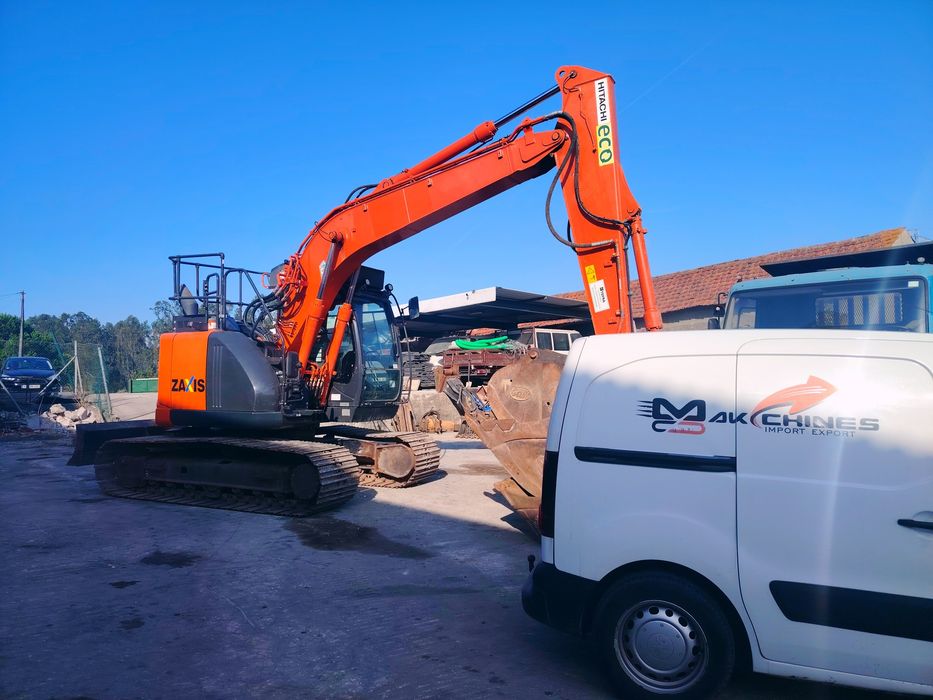 Giratória Hitachi ZX135-6