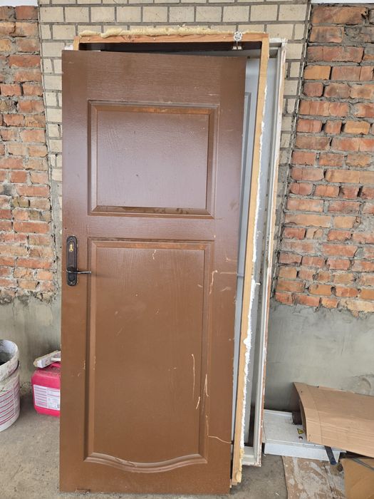 Мдф двері з лудкою