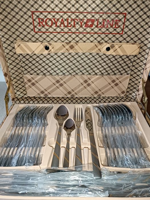 Набор столовых приборов Royalty Line Switzerland 72 предмета Gold