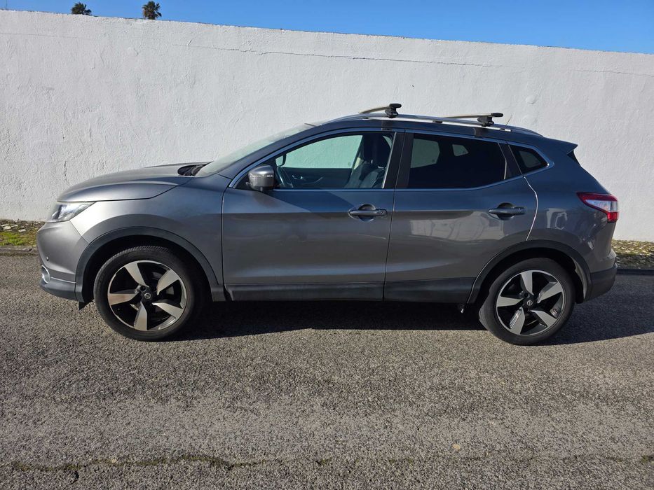 Nissan Qashqai connecta