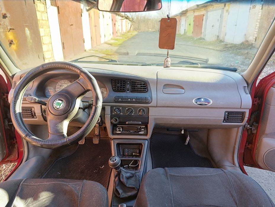 Шкода філіція 1998