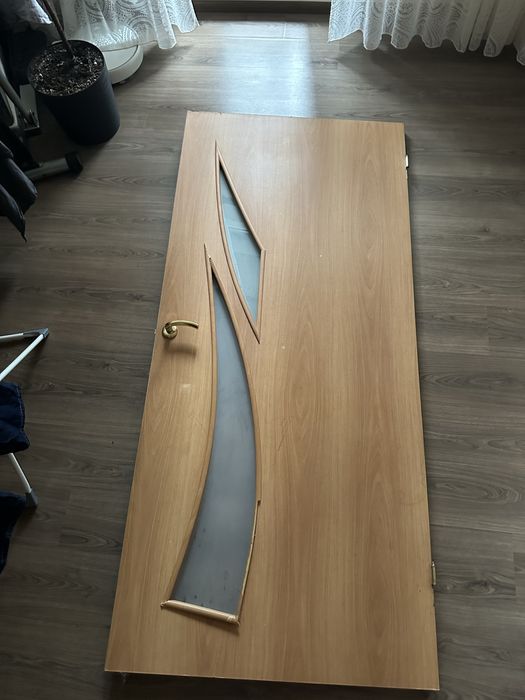 Продам межкомнатные двери