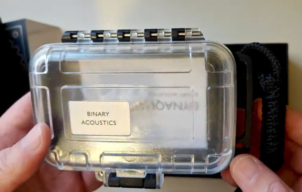 Binary Acoustics Dynaquattro IEM auriculares