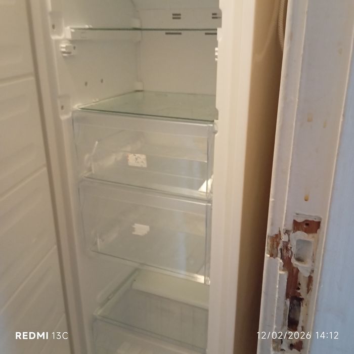 Arca vertical INDESIT