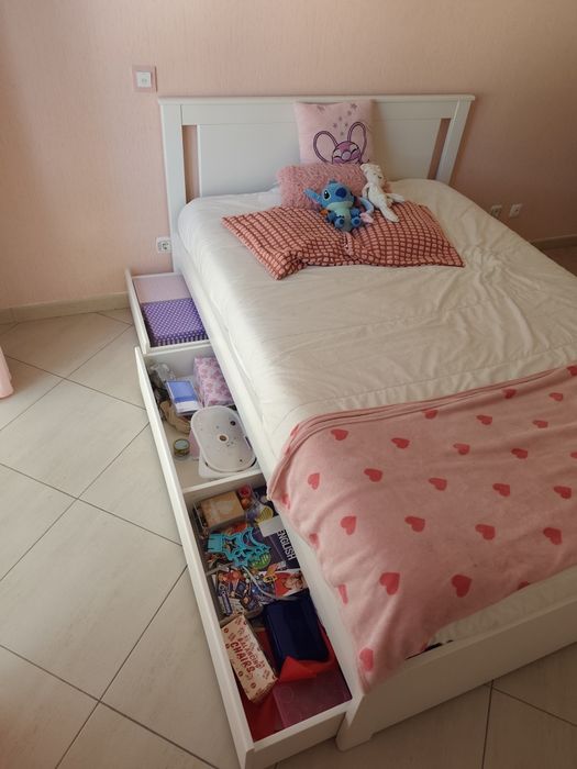 Cama de casal 2mtx1.4mt branca