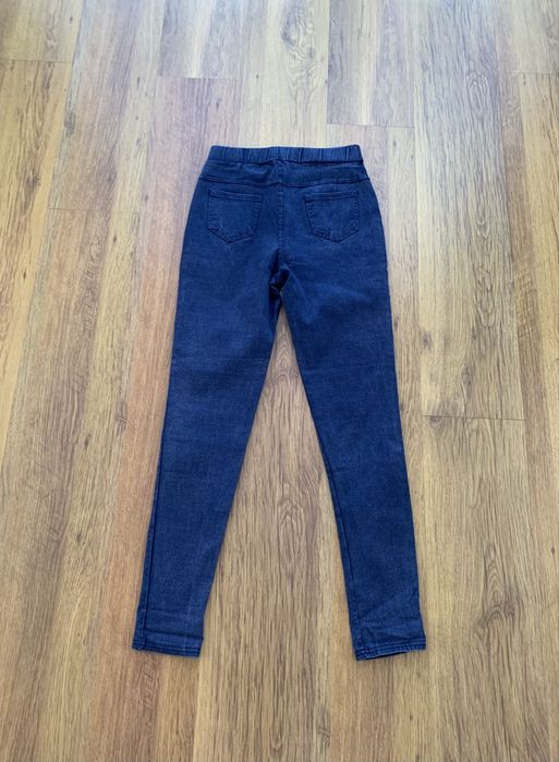 Spodnie na gumce ala jeans