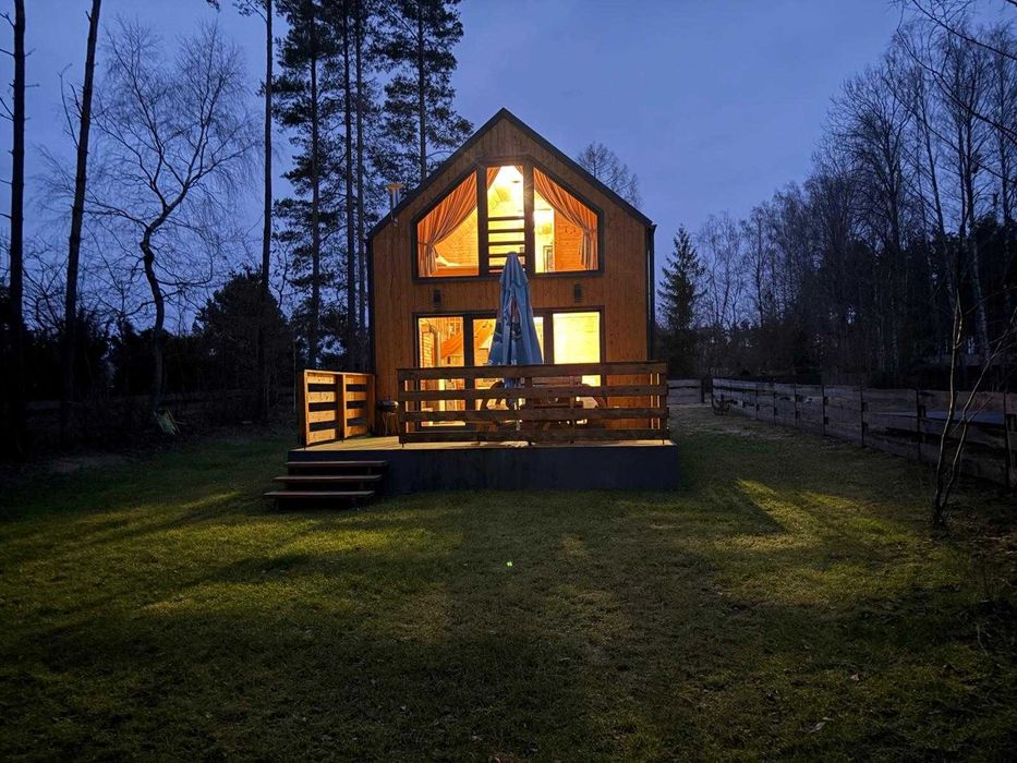 Domek nad jeziorem w Borach Tucholskich