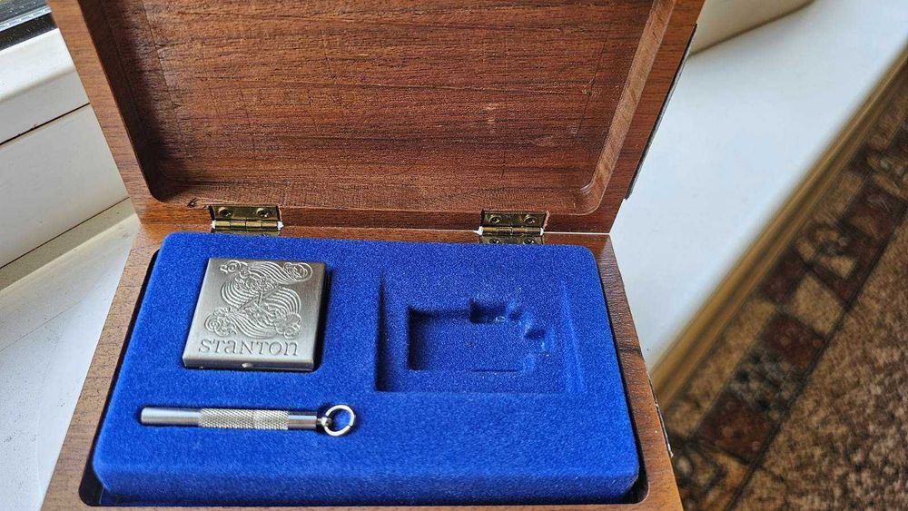 Головка для вінілового програвача Stanton 681 EE