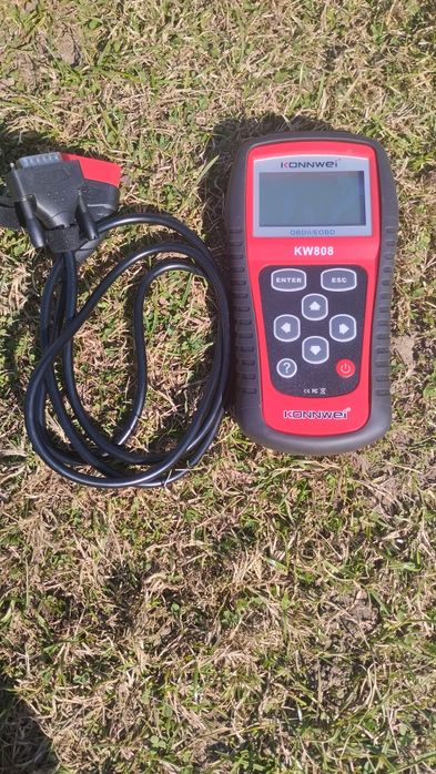 Автомобільний сканер KONNWEI KW808 OBD2 / EOBD діагностичний
