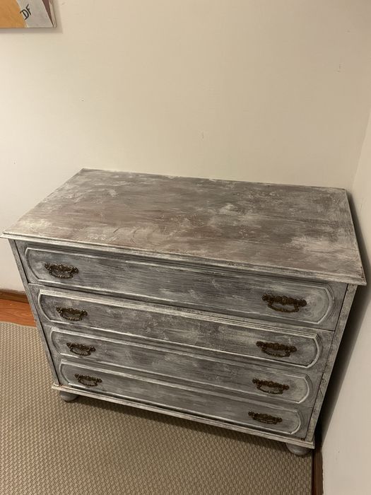 Movél com mais de 100 anos