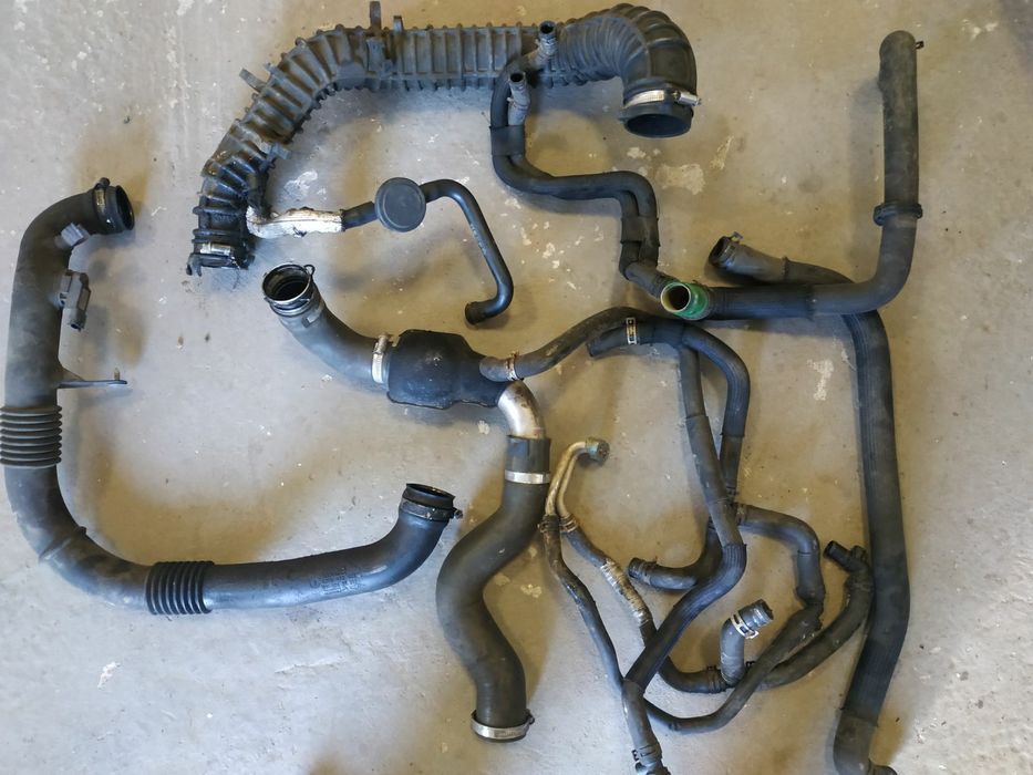 Патрубок,трубка, шланг РеноТрафікМастер, ОпельВівароМовано 1.9 2.0 2.5