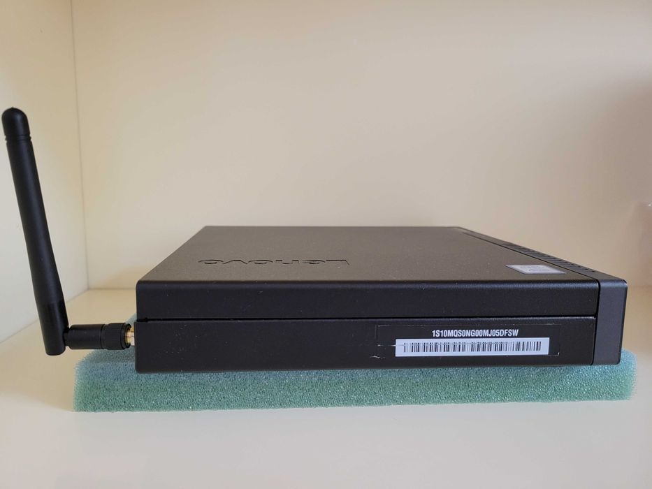 Lenovo ThinkСentre M710q Tiny WiFi 8GB/256GB SSD Core i3-7100T неттоп