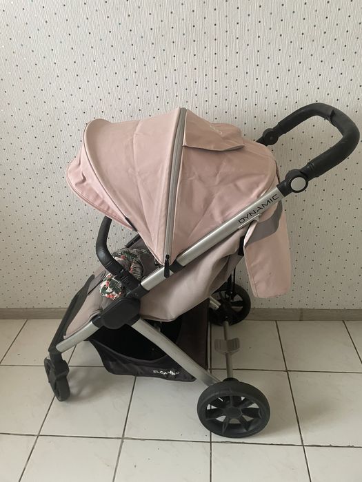 Прогулянковий візочок,коляска