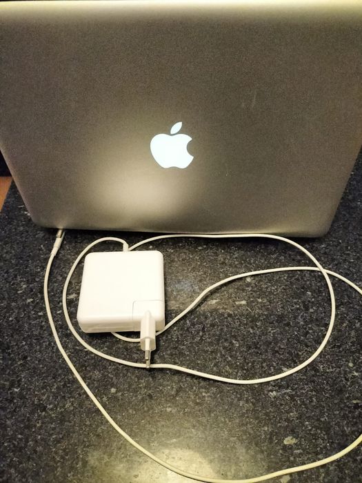 Portatil Macbook pro 13