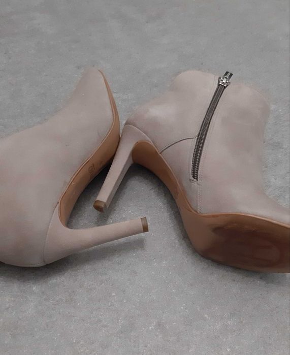 Botki, ryłko, szaryzamsz