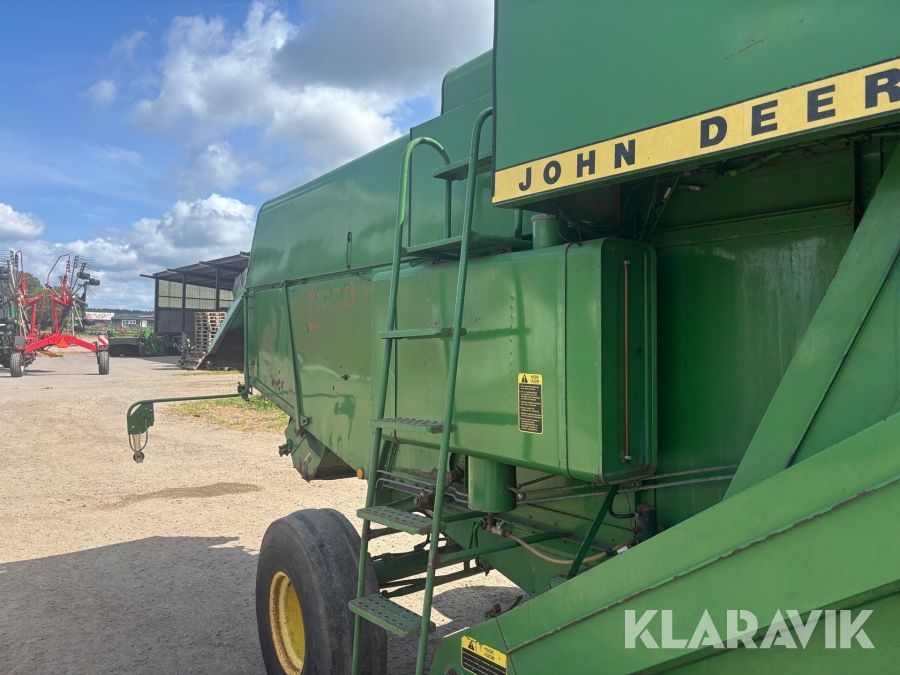 Продам  комбайн John Deere 955