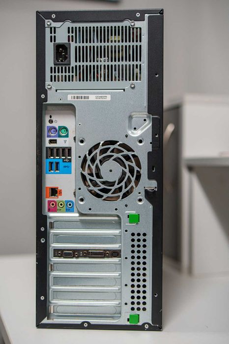 Komputer HP Z420 - stacja robocza