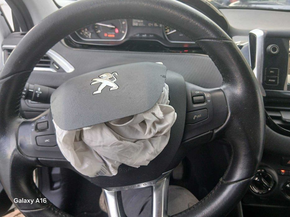 Peugeot 208 1.6 BlueHDi  Diesel Nacional