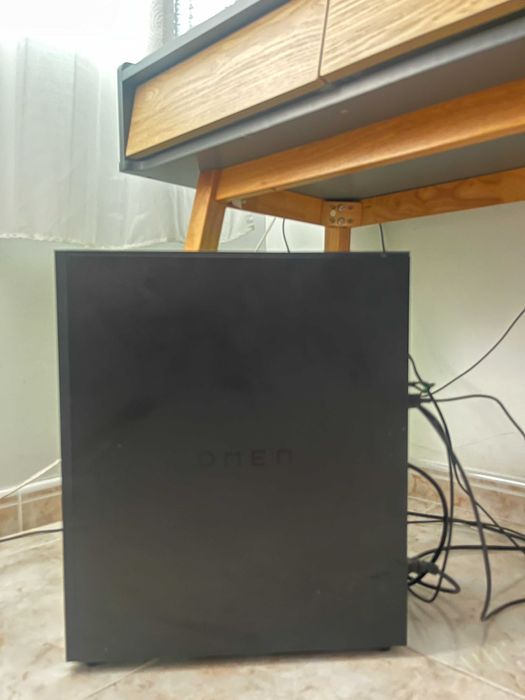 Computador gaming OMEN 25L