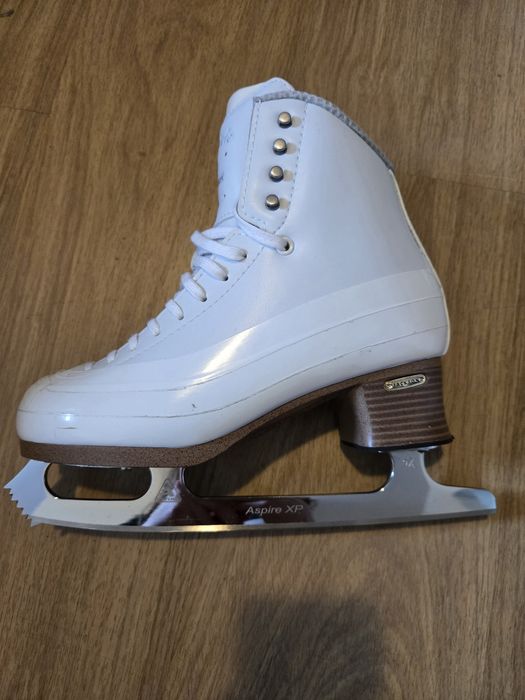 Łyżwy figurowe Jackson Freestyle 7.5 W