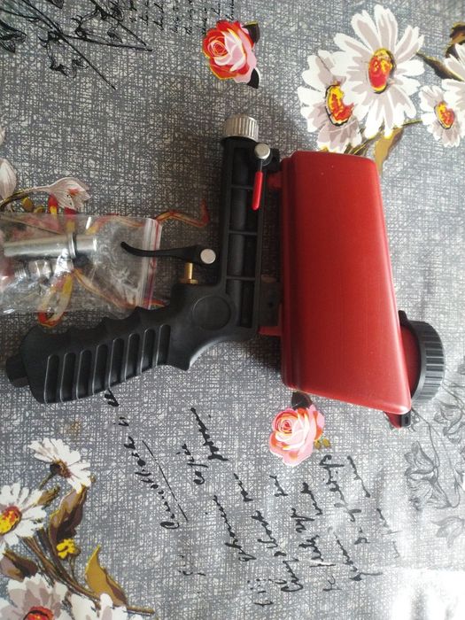 Піскоструйний пістолет.